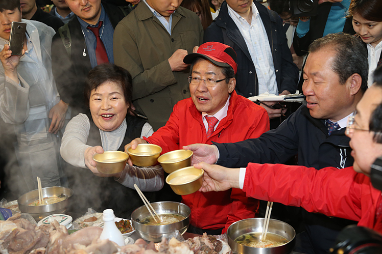 제목 노출 영역입니다 이미지