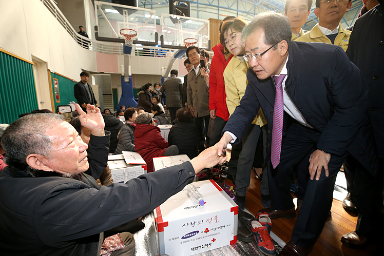 제목 노출 영역입니다 이미지