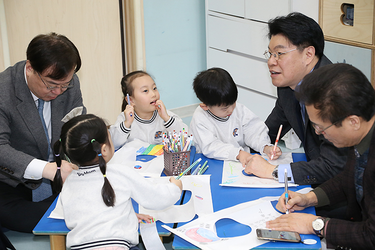 제목 노출 영역입니다 이미지