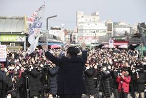 제목 노출 영역입니다 이미지