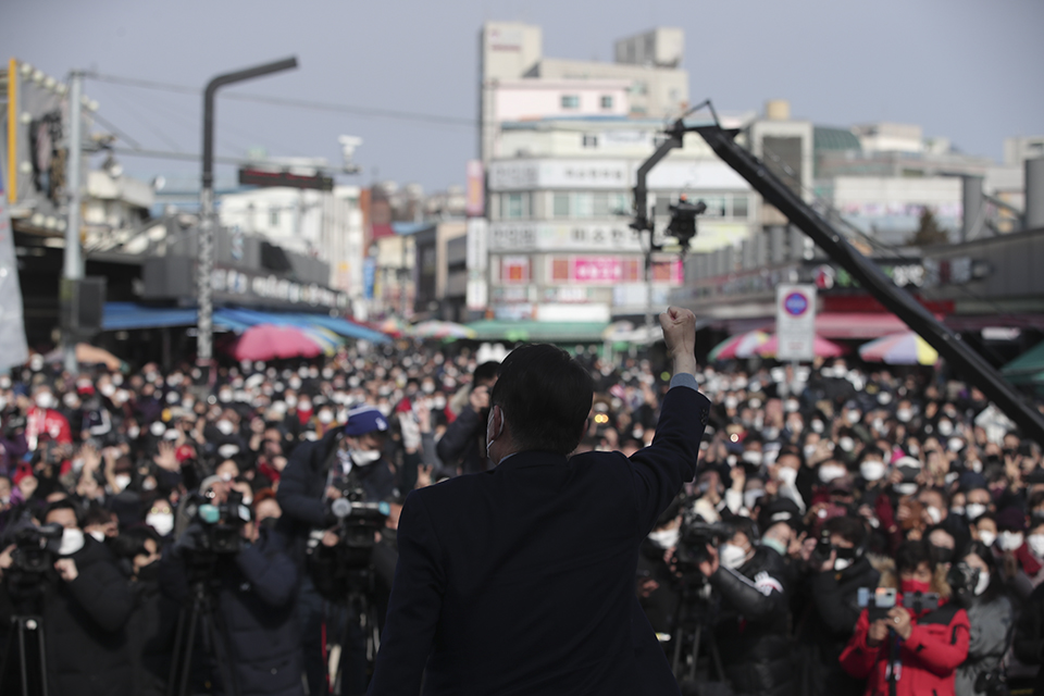 제목 노출 영역입니다 이미지