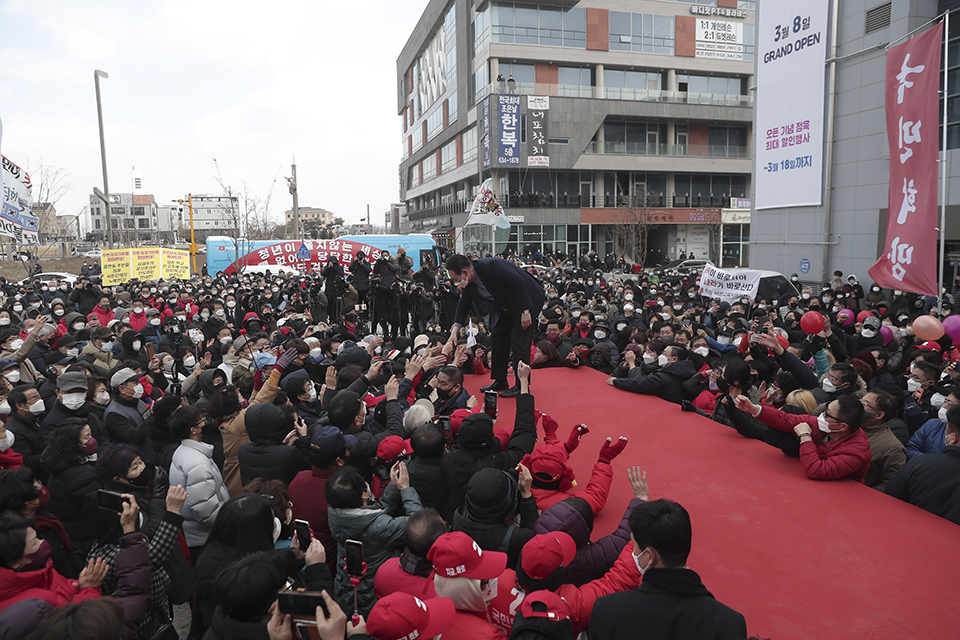 제목 노출 영역입니다 이미지