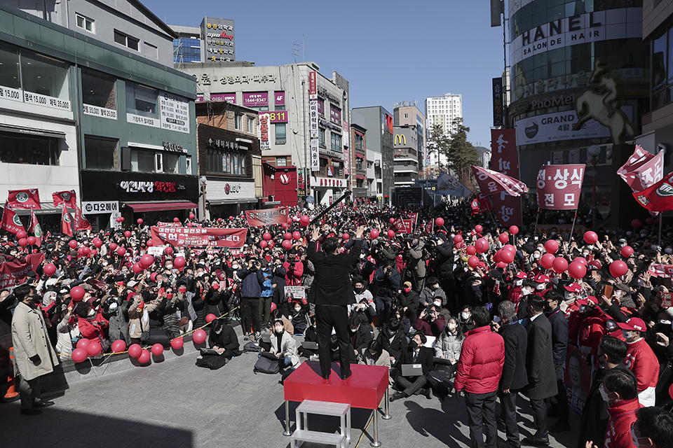 제목 노출 영역입니다 이미지