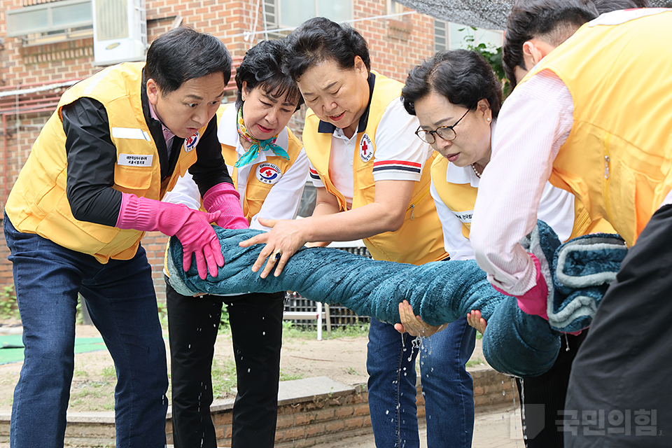 제목 노출 영역입니다 이미지