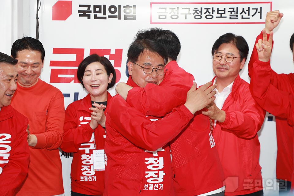 제목 노출 영역입니다 이미지