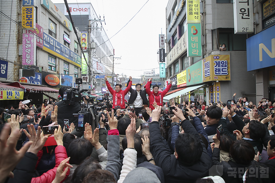 제목 노출 영역입니다 이미지