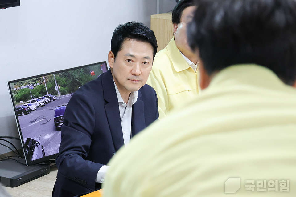 제목 노출 영역입니다 이미지