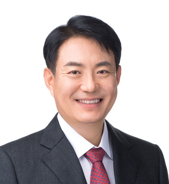 김동원
